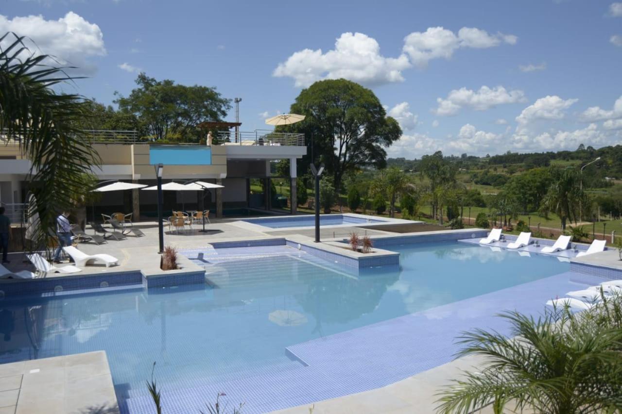 Austral Hotel Dos de Mayo Exterior foto